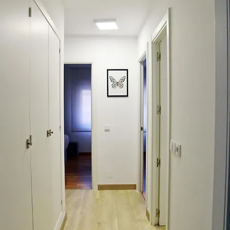 Renovated Centrally Located Wifi Апартаменты Нойя