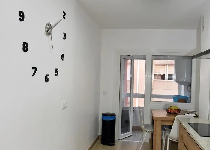 Renovated Centrally Located Wifi Appartement *